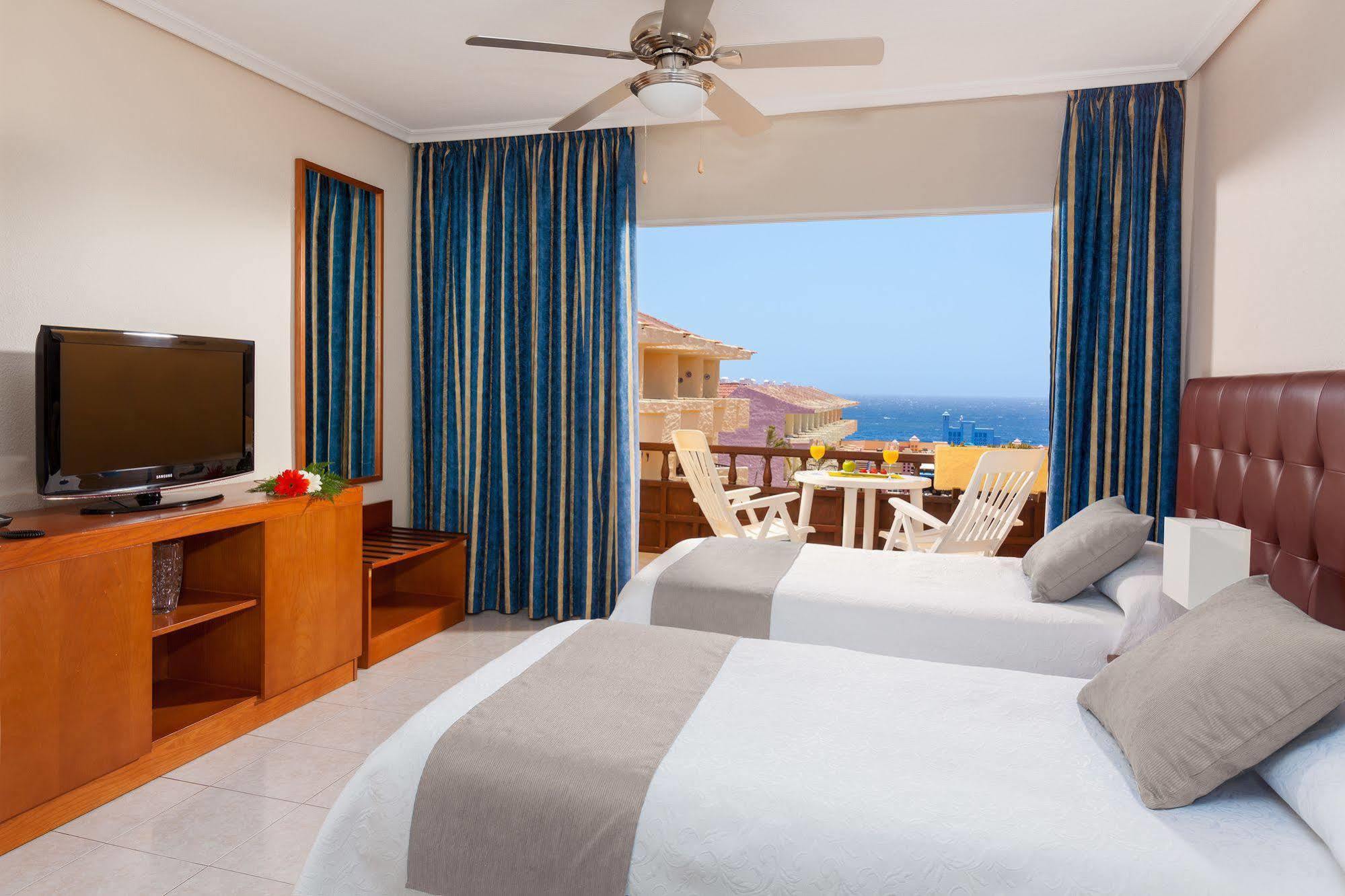 Apartamentos Marino Tenerife Costa Del Silencio Buitenkant foto